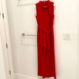 Womens jumper. New with tag